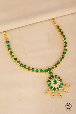 Emerald green Necklace set
