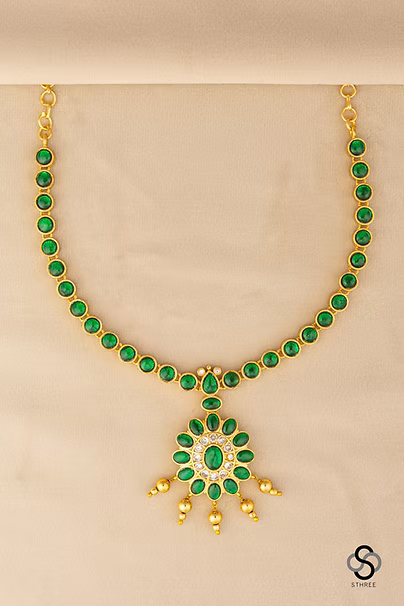 Emerald green Necklace set