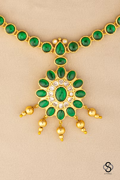 Emerald green Necklace set