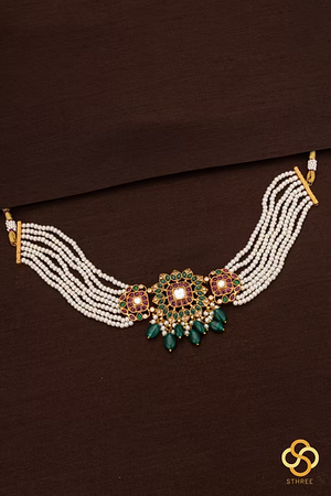 Emerald green choker set - Green beads hangings