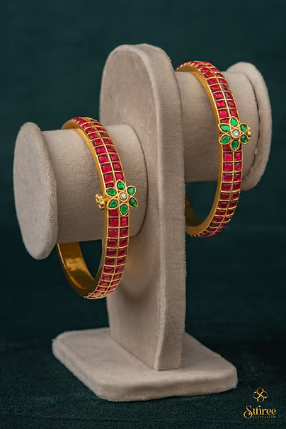Kundan Kada with Mogappu - Ruby Red