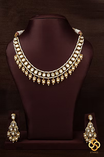 Kundan Stone Choker with Pearls