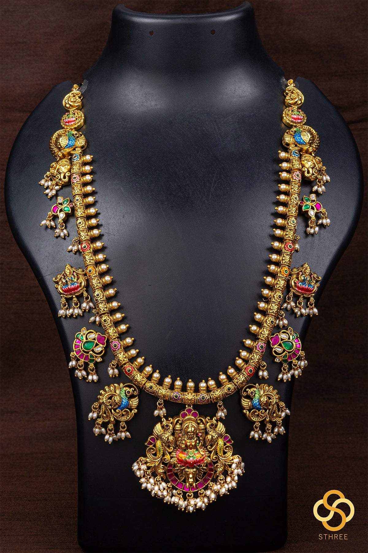 Lakshmi Guttapusalu with Pearls