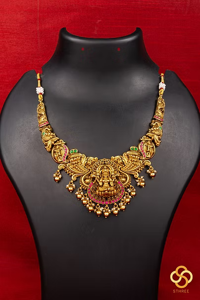 Lakshmi Nagas Pendant Necklace set