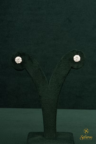Moissanite Solitaire 1.2 carat - 8.0 mm