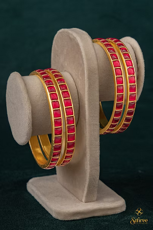 Ruby red Square cut - Set of 4