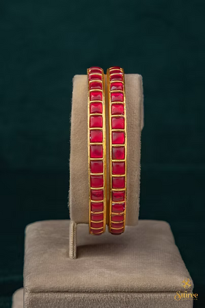 Ruby red Square cut - Set of 4