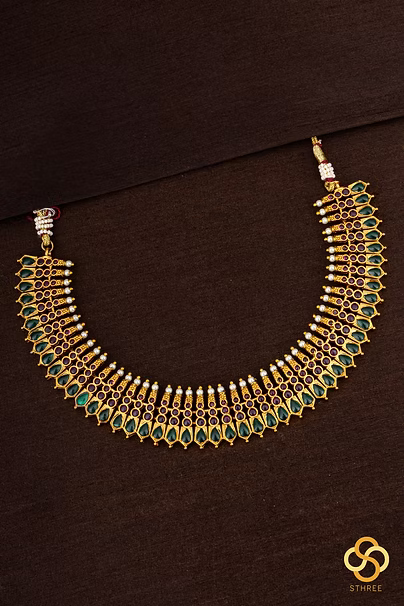 Ruby red and Emerald green Choker