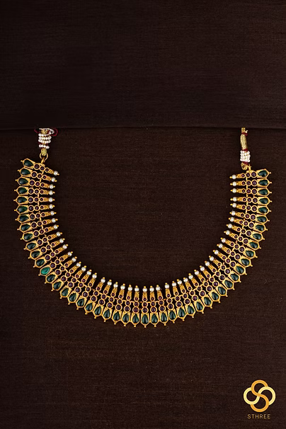 Ruby red and Emerald green Choker