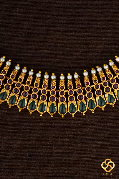 Ruby red and Emerald green Choker