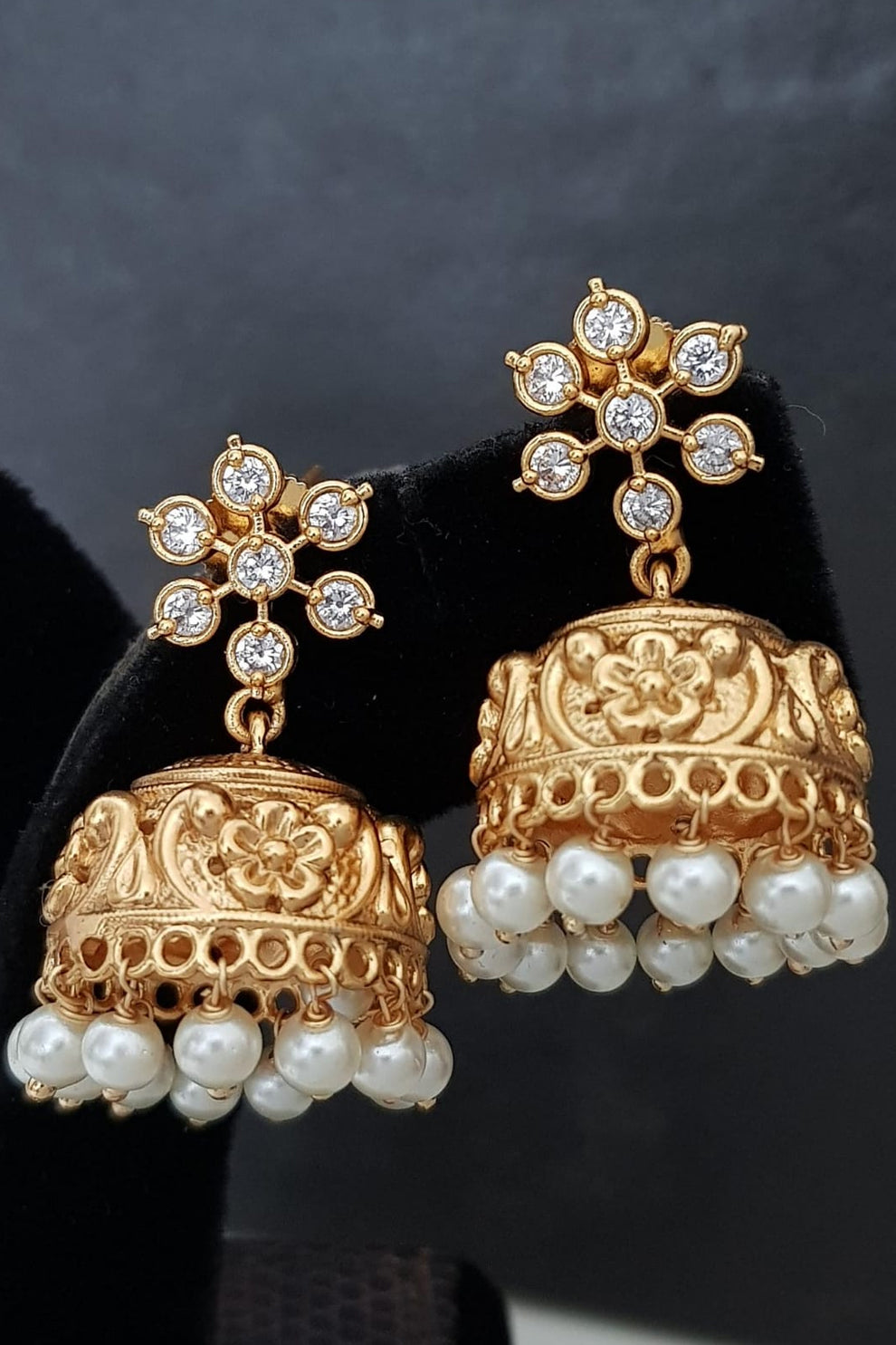 Seven stone Diamond pattern with gold jhumkas - Pearl hangings