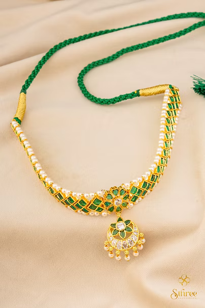 Traditional Kemp Choker -Green with Pearls