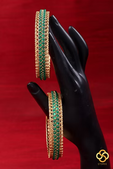Antique finish bangles-  Emerald green