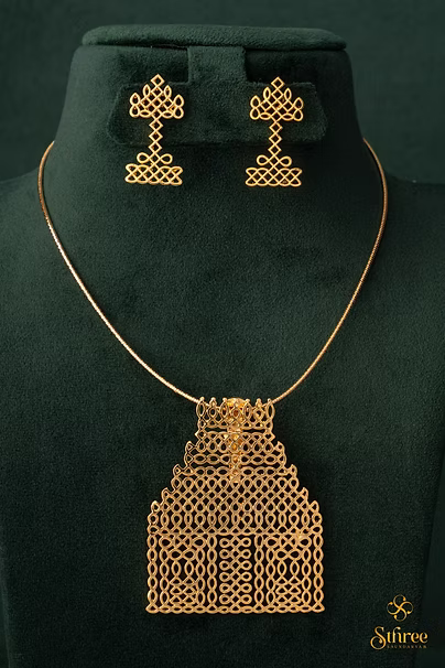 Hasli - Gopuram Pendant