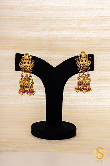 Layered Kasumalai Lakshmi Haram