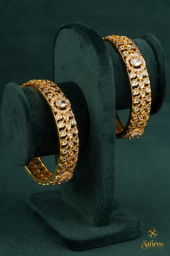 Leaf Pattern with Mogappu, Zircon Bangle