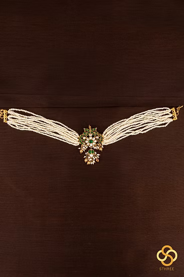 925 Silver - Pearls with Mayil Pendant - Emerald green