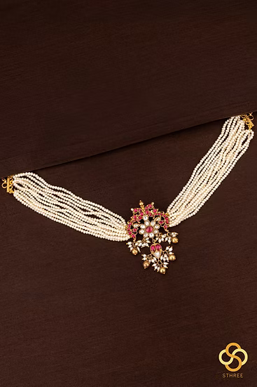 925 Silver - Pearls with Mayil pendant - Ruby red